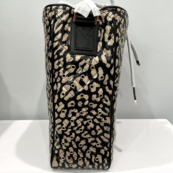 Vera Bradley Fenwick Hobo Glossy Leopard with Genuine Leather Trim - Picture 7 of 15